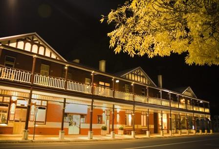 The Bridgetown Hotel Экстерьер фото