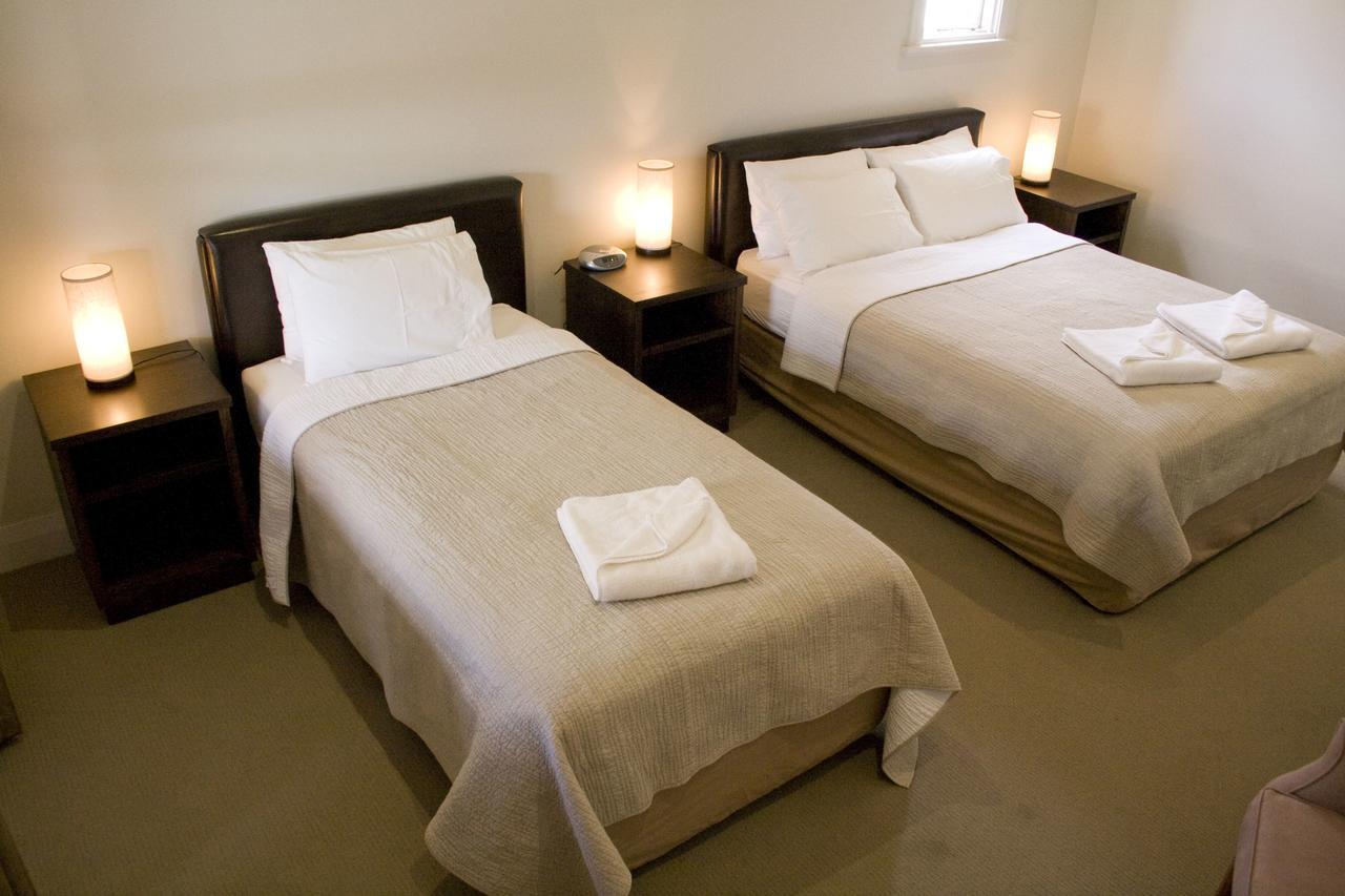 The Bridgetown Hotel Экстерьер фото